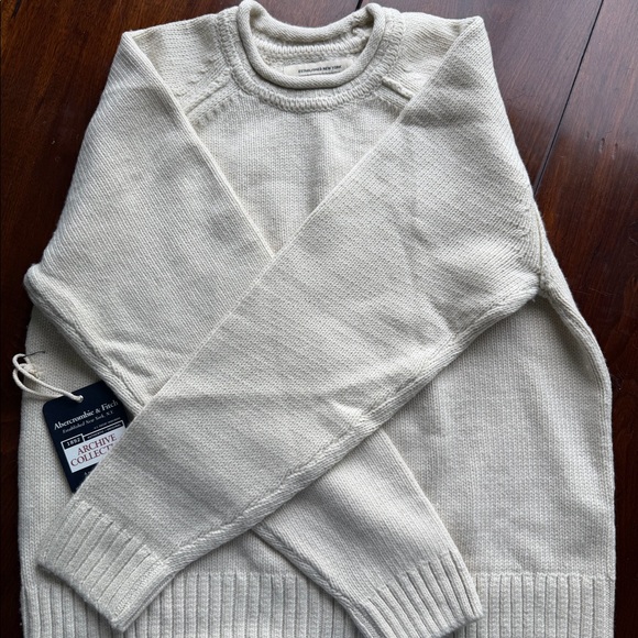 Abercrombie & Fitch Other - Abercrombie and Fitch Crew Roll neck sweater